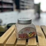 سنفره تقشير للوجه والجسم باللوز والخوخ