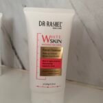 غسول الوجه لتبيض البقع الداكنه