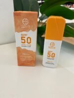 ⁦واقي الشمس لتفتيح البشرة ومكافحة الشيخوخة بعامل حماية 50 SPF⁩ - الصورة ⁦3⁩