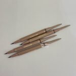 BROWS ON DEMAND 2-IN-1 BROW PENCIL – قلم حواجب 2 في 1 شيجلام