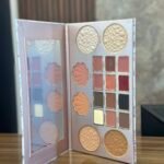 باليت GLEAMING  PEARLS من فورايفر٥٢