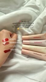 ⁦CRYSTAL GLAZE
MOISTURISING LIP GLOSS⁩ - الصورة ⁦3⁩