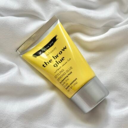 the brow glue 
غراء مصفف الحواجب