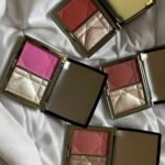 Colour & Glow
البلاشر مع الهايلايتر